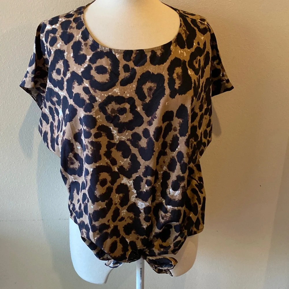 Leopard top - Picture 1 of 1